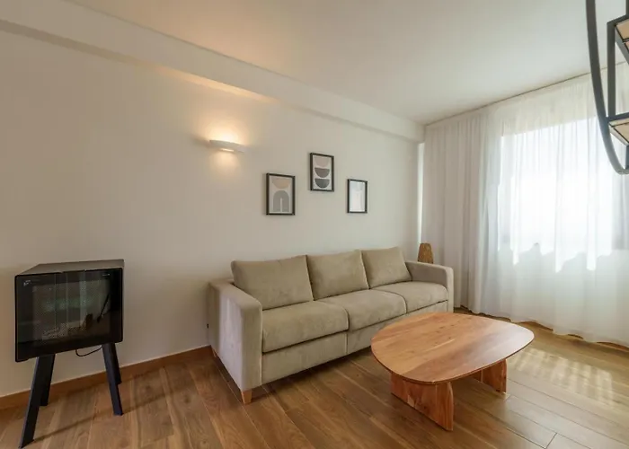 Dome House Penzion Olbia